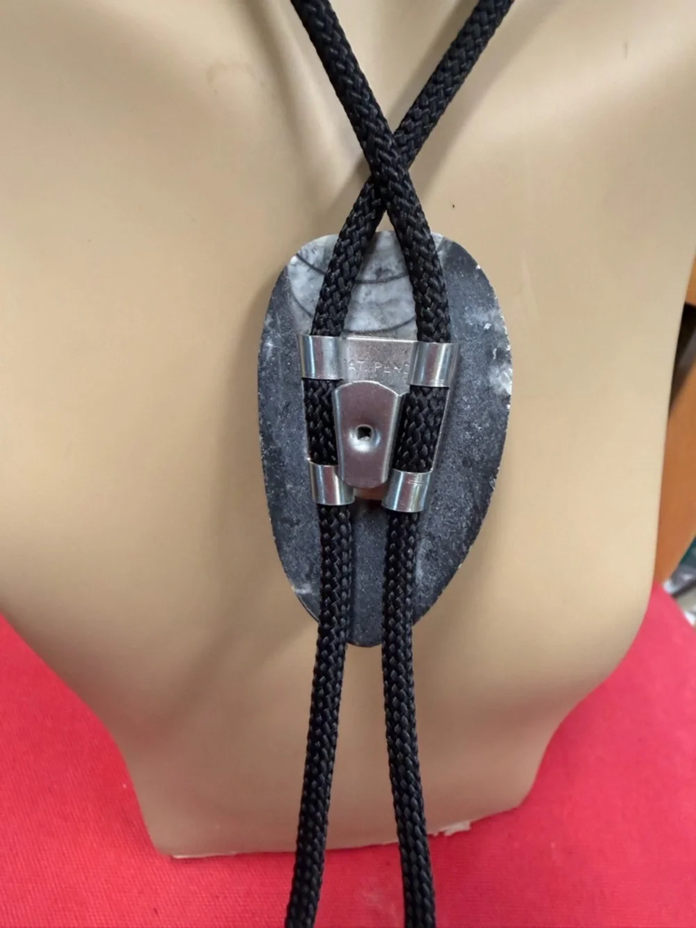 Bolo Tie Stone Fossil-Style Pattern Black Twisted Cord Silvertone Tips
